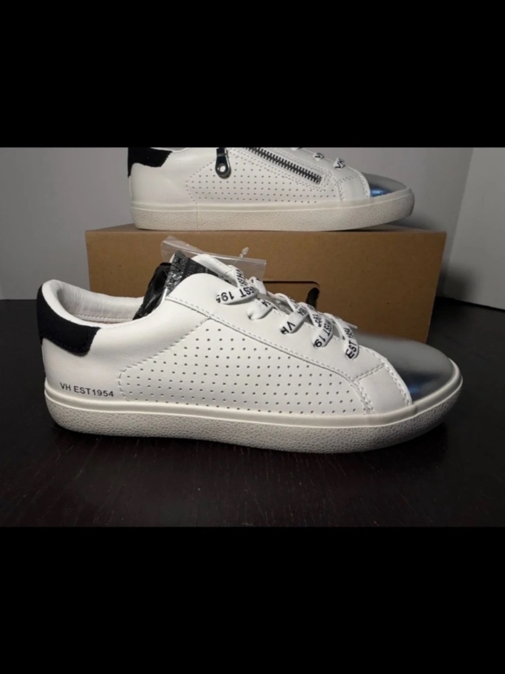 Vintage Havana Ronda VHK Perforated Shoes Sneakers White/Black/Silver Big Kids 7